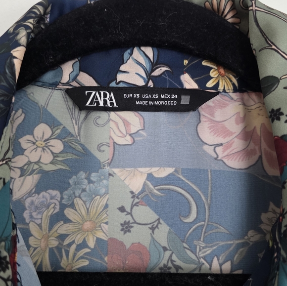 Zara satin multicolor floral patchwork button-up shirt - Picture 3 of 5